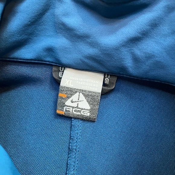 Nike ACG women’s Blue Stretch Full Zip Active Jack Sz XL SOLD AS IS - Picture 4 of 9